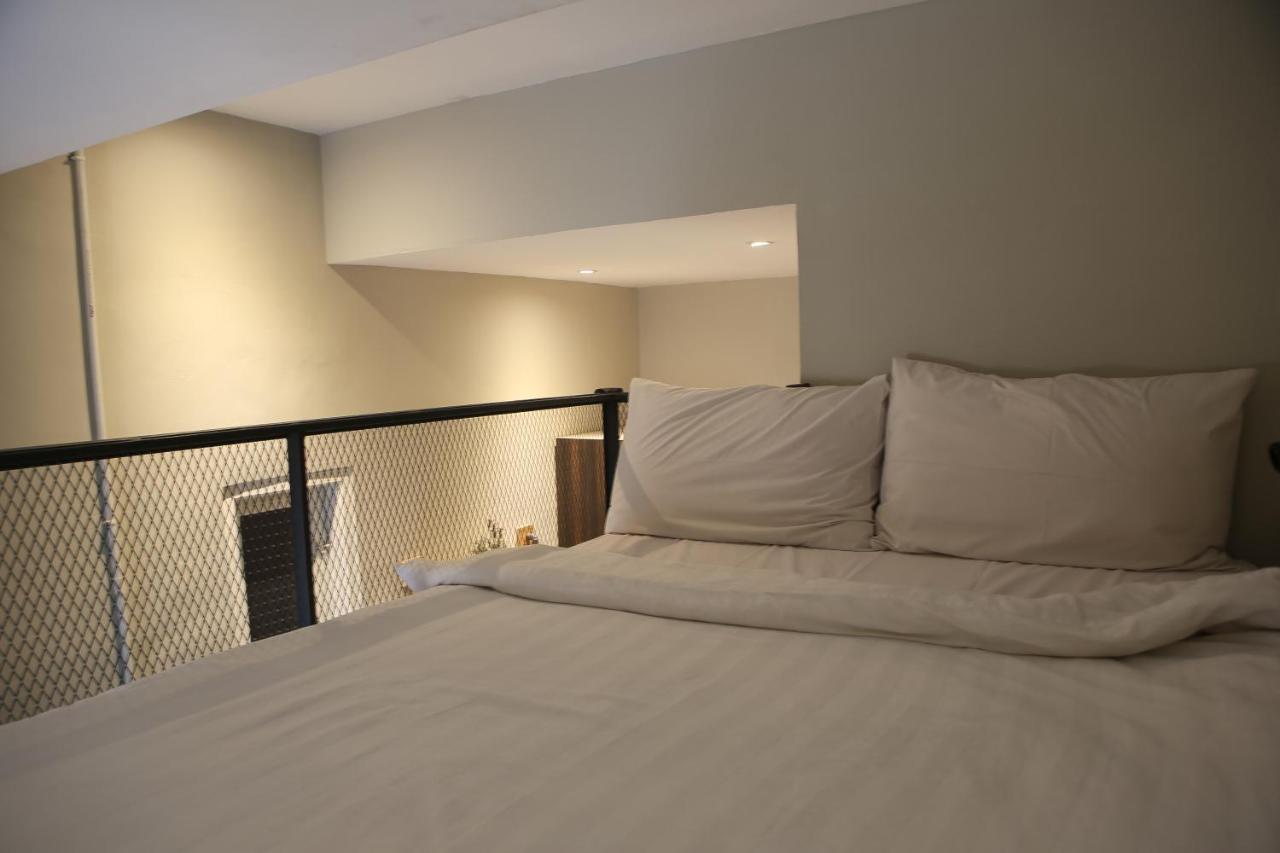 Shine Bnb Cianjur Kültér fotó