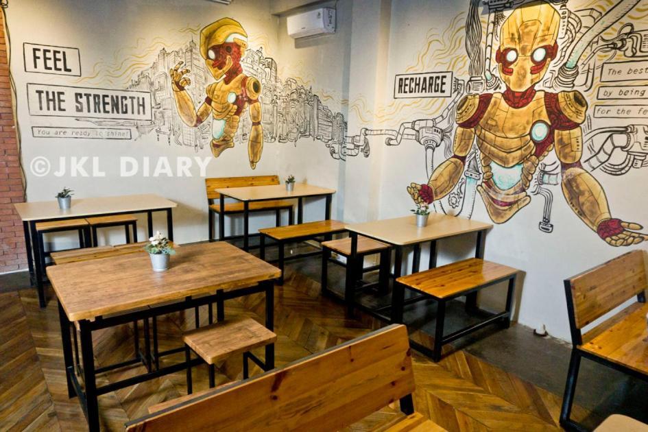Shine Bnb Cianjur Kültér fotó